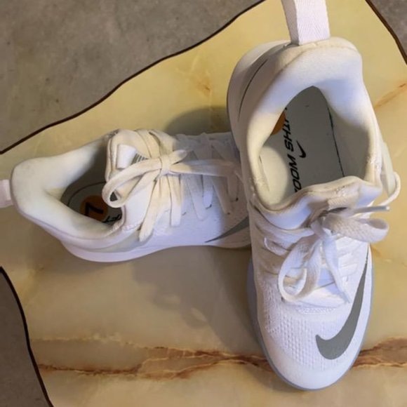 Nike Zoom Shift Syle 917731-100 - Picture 1 of 10